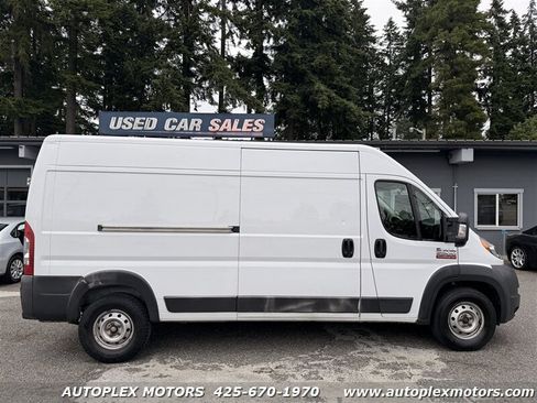 Used 2015 RAM ProMaster 2500 w/ Interior Convenience Group FWD image 8