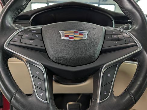 Used 2017 Cadillac XT5 Premium Luxury w/ Advanced Security Package FWD image 18