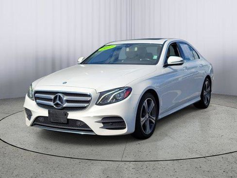 Used 2017 Mercedes-Benz E 300 4MATIC image 3