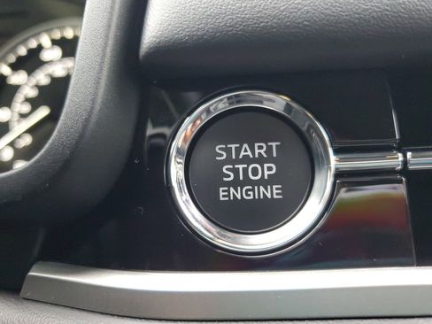 New 2026 Mitsubishi Outlander ES image 16