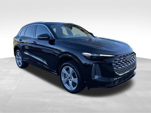 New 2025 Audi Q5 Premium Plus image 2