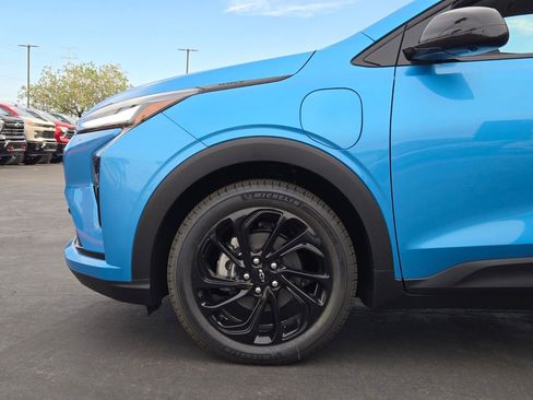 New 2027 Chevrolet Bolt RS w/ Technology Package FWD image 5