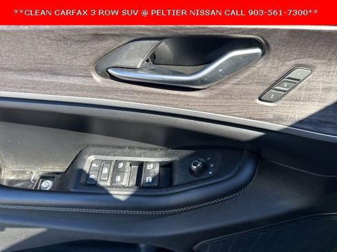 Used 2023 Jeep Grand Cherokee L Limited w/ Luxury Tech Group II image 11