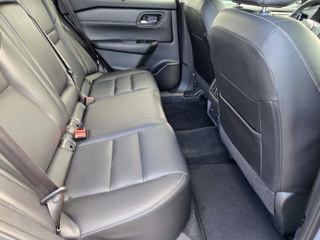 Certified 2024 Nissan Rogue SL w/ SL Premium Package FWD image 20