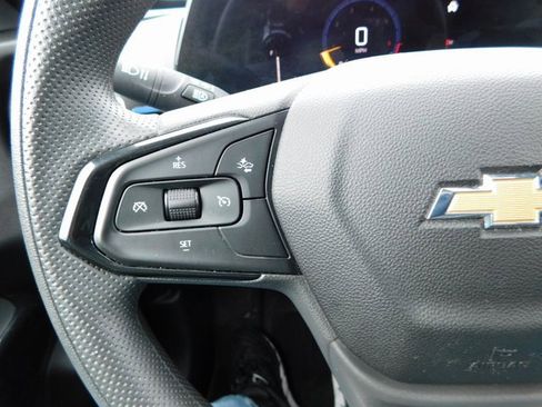 Used 2025 Chevrolet Trax LT image 26