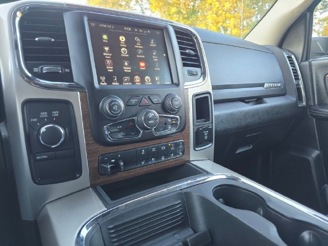 Used 2016 RAM 2500 Laramie w/ Sport Appearance Group AWD/4WD image 32