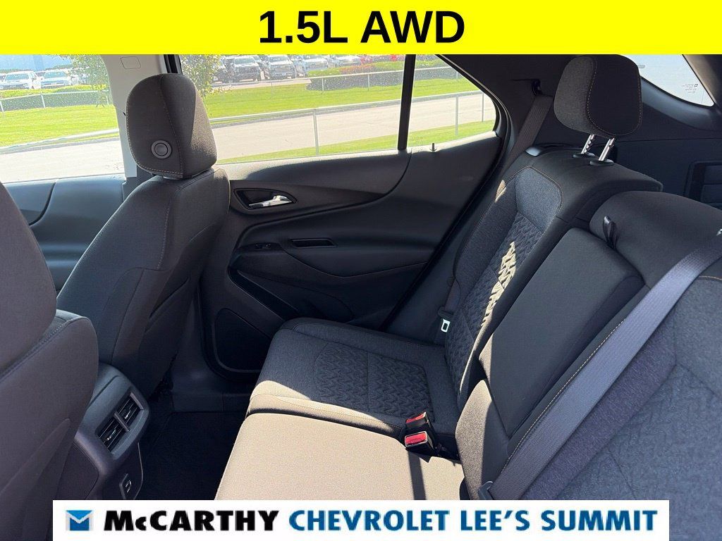 Used 2024 Chevrolet Equinox LT AWD/4WD image 32