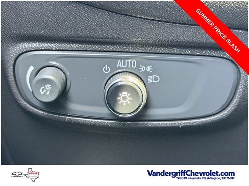 Used 2022 Chevrolet Equinox LT FWD image 20