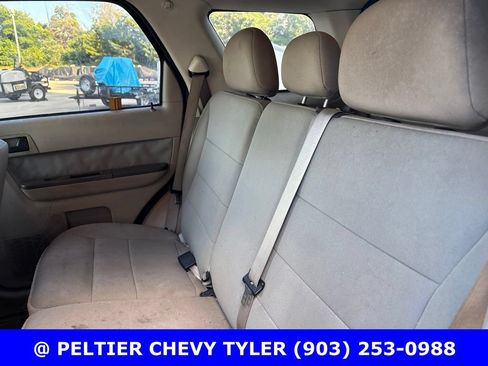 Used 2012 Ford Escape XLT FWD image 17