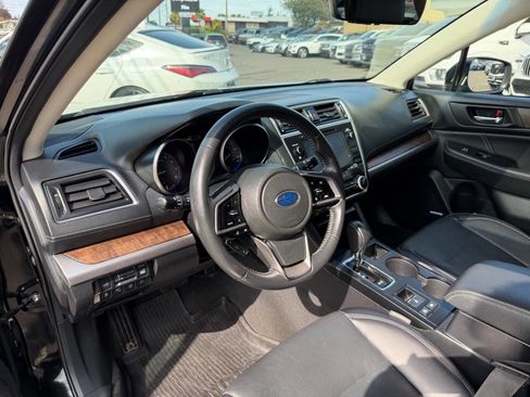 Used 2018 Subaru Outback 2.5i Limited AWD/4WD image 40