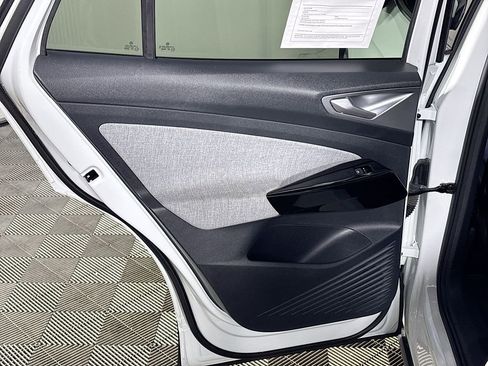 Certified 2023 Volkswagen ID.4 Pro image 20