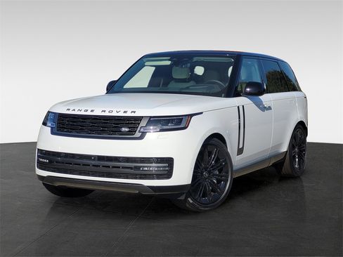 New 2025 Land Rover Range Rover SE image 1