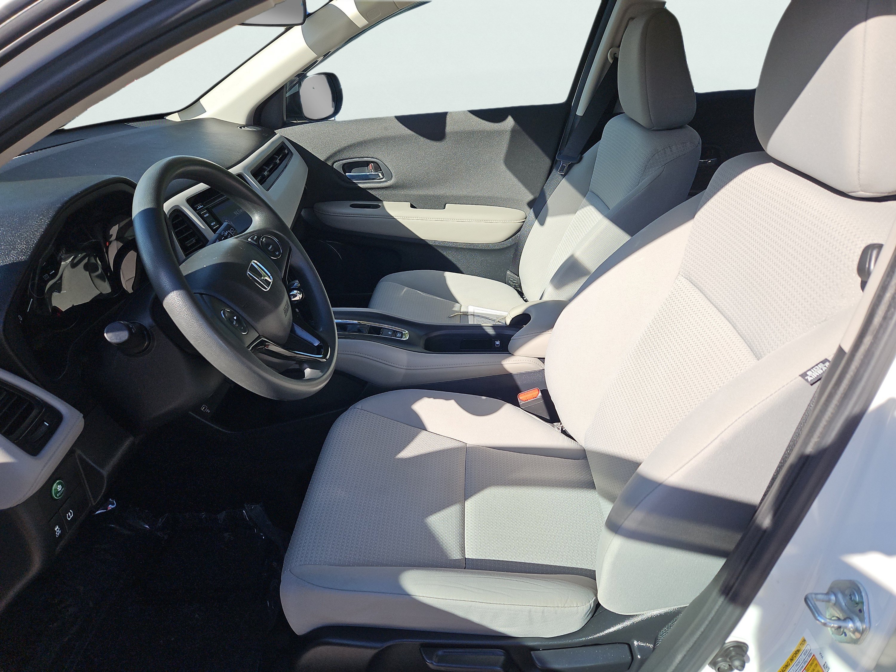 Used 2021 Honda HR-V LX image 25