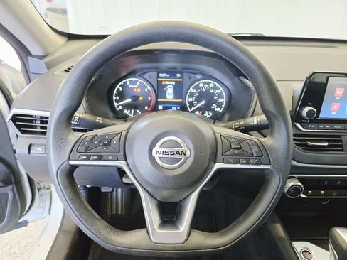 Used 2022 Nissan Altima 2.5 S image 15