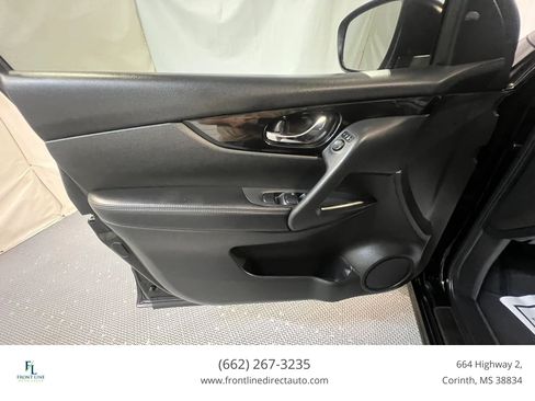 Used 2019 Nissan Rogue Sport SV w/ Technology Package FWD image 18