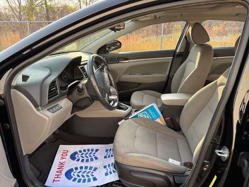 Used 2019 Hyundai Elantra Value Edition image 19