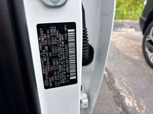 Certified 2023 Hyundai Kona SEL AWD/4WD image 30