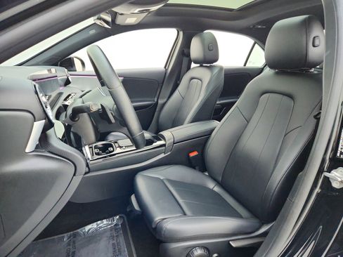 Certified 2022 Mercedes-Benz A 220 image 17