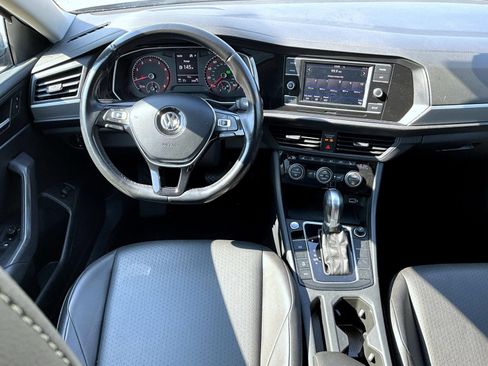 Used 2019 Volkswagen Jetta SE FWD image 13
