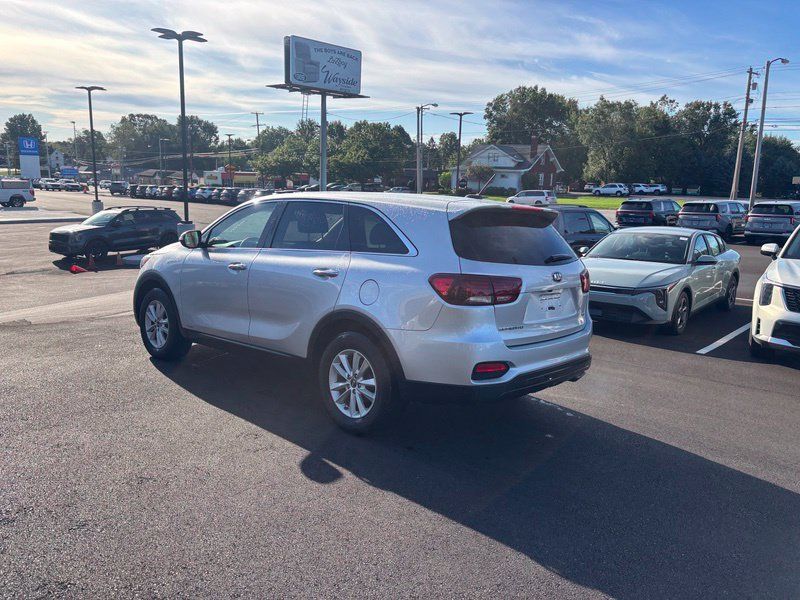 Used 2020 Kia Sorento LX AWD/4WD image 6