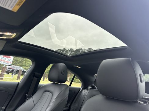 Used 2025 Mercedes-Benz CLA 250 4MATIC image 34