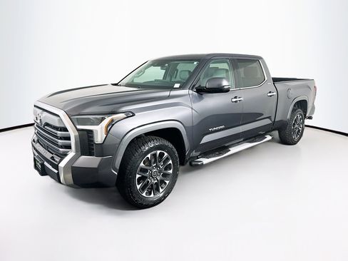 Used 2023 Toyota Tundra Limited image 3