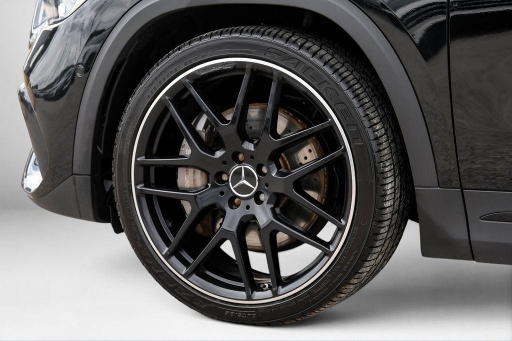 Used 2022 Mercedes-Benz GLA 45 AMG 4MATIC w/ Parking Assistance Package image 68