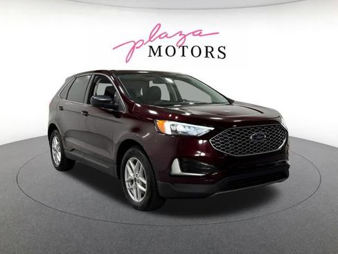 Used 2024 Ford Edge SEL image 3