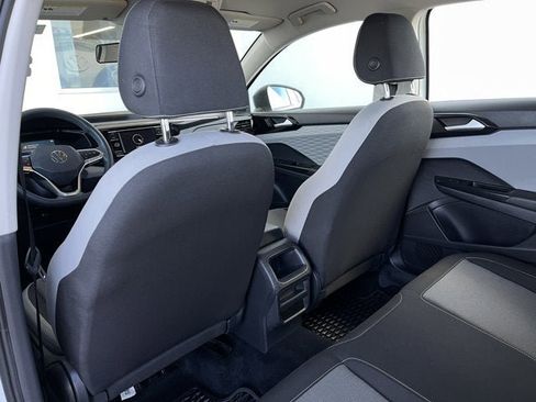 Used 2022 Volkswagen Taos S image 24