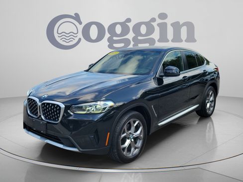 Used 2023 BMW X4 xDrive30i AWD/4WD image 1