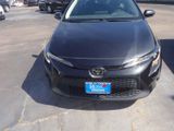 Used 2022 Toyota Corolla LE image 2