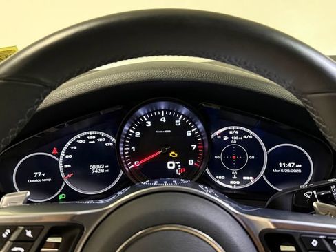 Certified 2019 Porsche Cayenne AWD/4WD image 19
