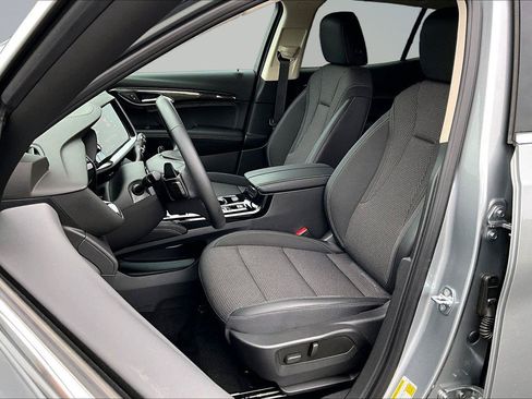 Used 2023 Buick Envision Preferred AWD/4WD image 25