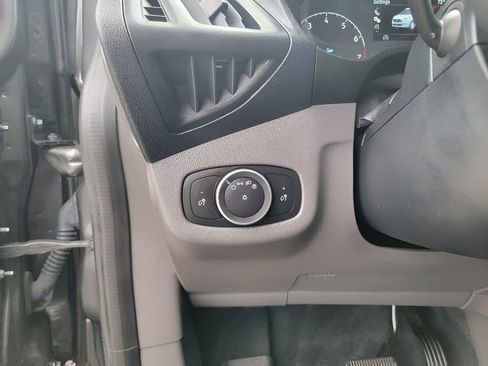 Used 2021 Ford Transit Connect XL image 17