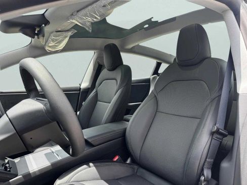 Used 2024 Tesla Model 3 Long Range image 17