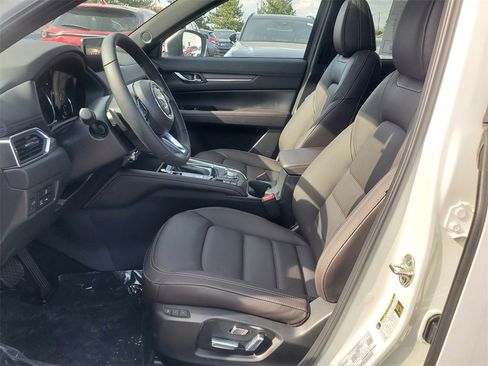 New 2025 MAZDA CX-5 Signature image 10