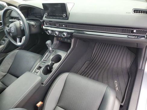 Used 2024 Honda Civic EX-L image 30
