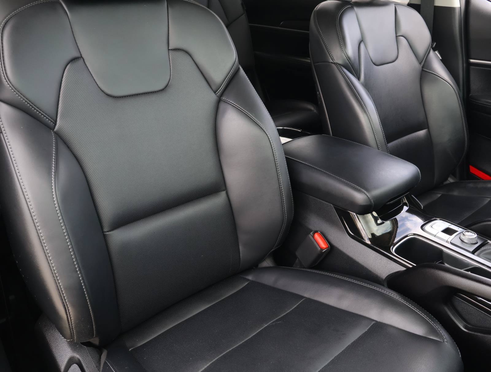 Used 2024 Kia Telluride S w/ S Sunroof Package FWD image 17