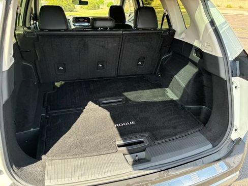 Certified 2023 Nissan Rogue Platinum w/ Platinum Premium Package FWD image 15