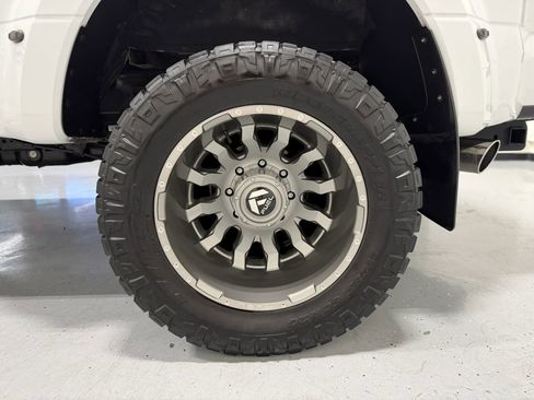 Used 2020 Ford F350 Lariat w/ Lariat Ultimate Package image 12