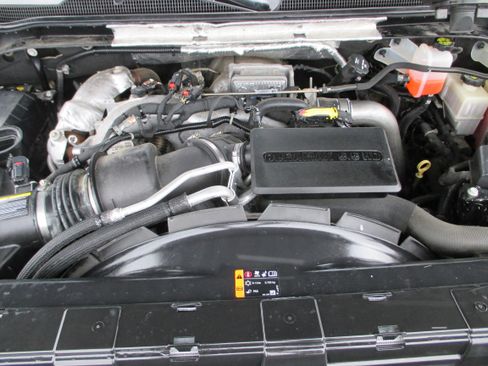 Used 2020 Chevrolet Silverado 2500 LTZ w/ LTZ Premium Package image 34