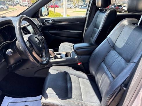 Used 2016 Jeep Grand Cherokee Limited 75th Anniversary RWD image 9
