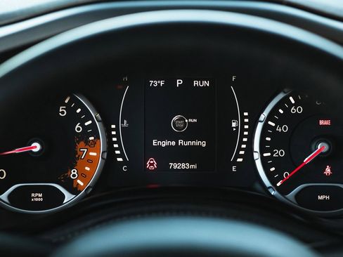 Used 2017 Jeep Renegade Latitude image 7