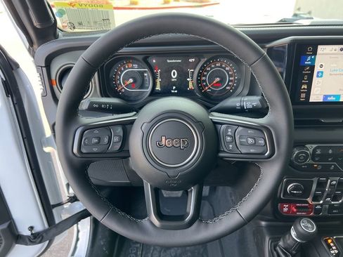 New 2026 Jeep Gladiator Mojave image 11