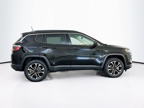 Used 2022 Jeep Compass Limited image 10