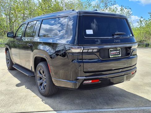 New 2026 Jeep Grand Wagoneer L Limited AWD/4WD image 2