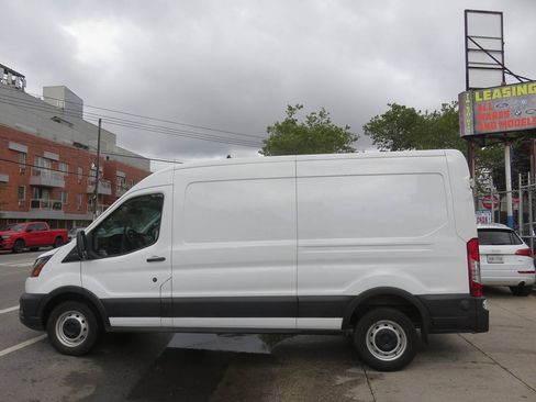 Used 2020 Ford Transit 250 Medium Roof RWD image 6