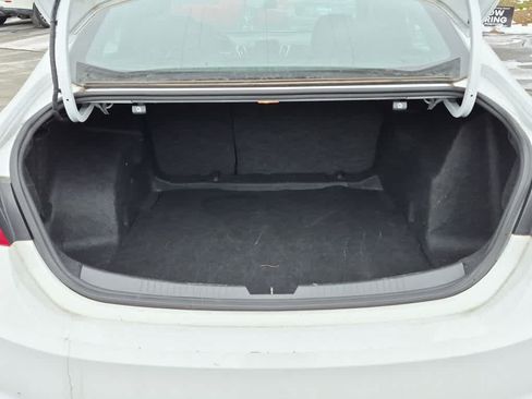 Used 2023 Chevrolet Malibu LT FWD image 10