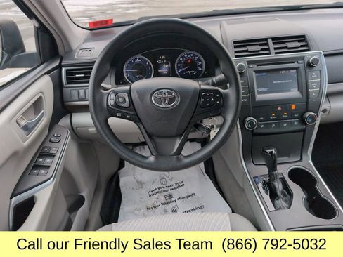Used 2016 Toyota Camry LE image 16