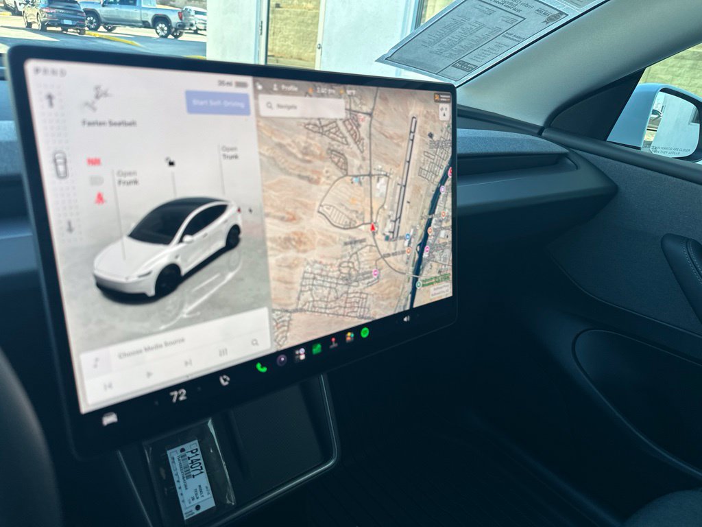 Used 2026 Tesla Model Y Long Range AWD/4WD image 31
